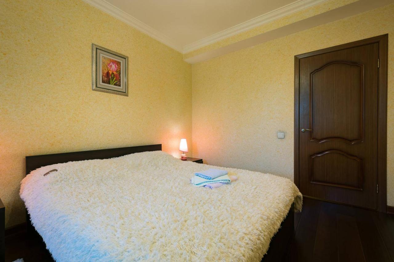Nadezhda Apartments In Touristic Area, On The Dostyk Avenue 89 알마티 외부 사진