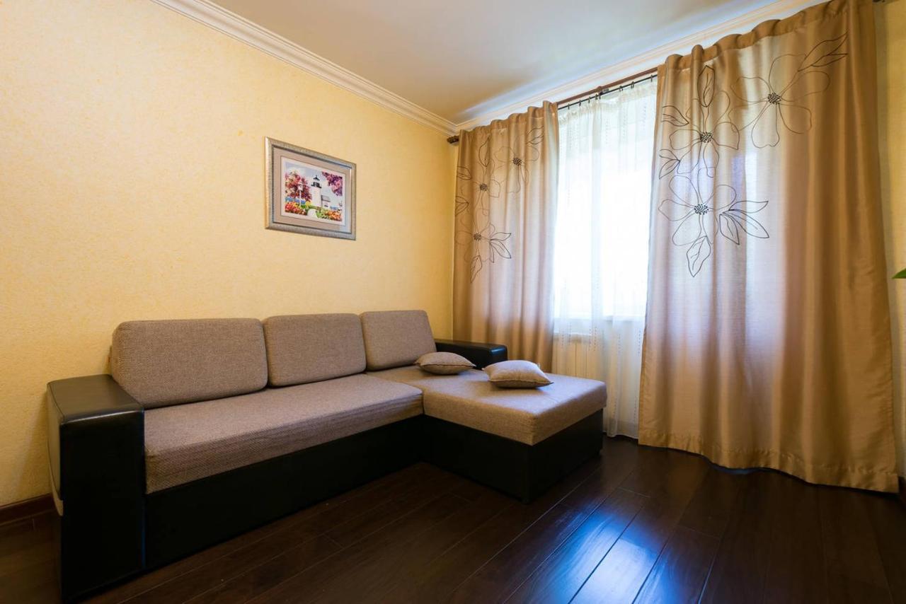 Nadezhda Apartments In Touristic Area, On The Dostyk Avenue 89 알마티 외부 사진